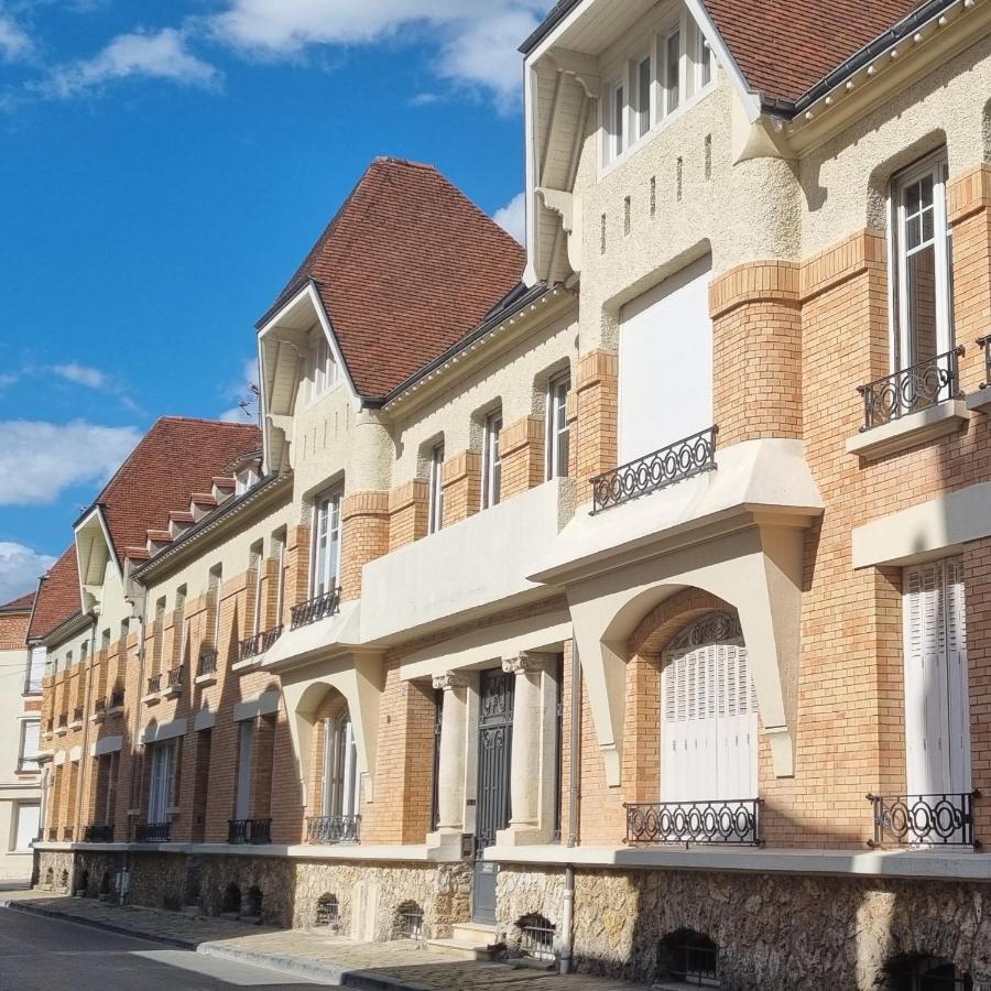 Апартаменты Au 53, Sous Le Chartil Реймс Экстерьер фото